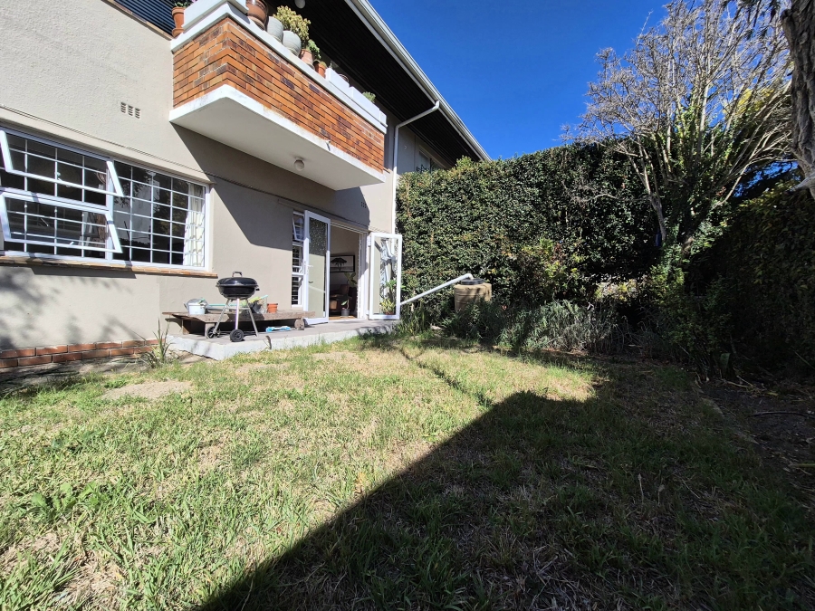 2 Bedroom Property for Sale in Claremont Western Cape
